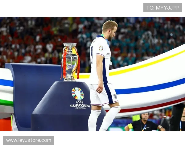 哈兰德与凯恩：终结效率与全能贡献对比分析