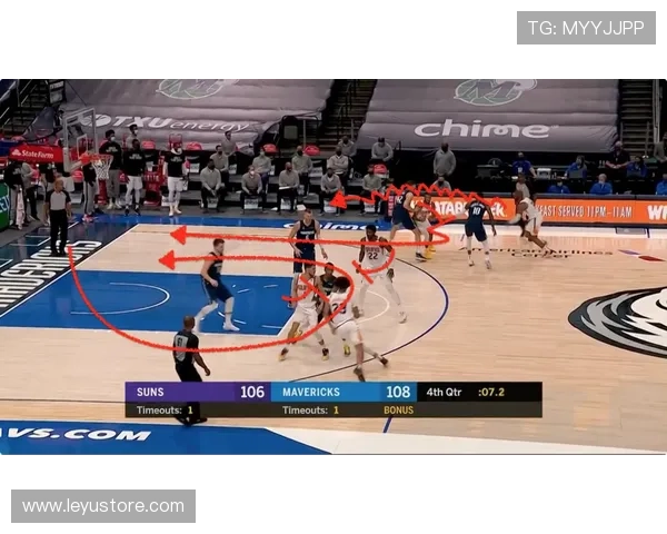 瓦格纳挡拆后无球拉开空间，比布里奇斯更具三分威胁