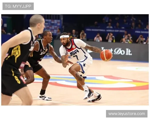 英格拉姆以无球跑位撕裂对位外线，效率比上季提升